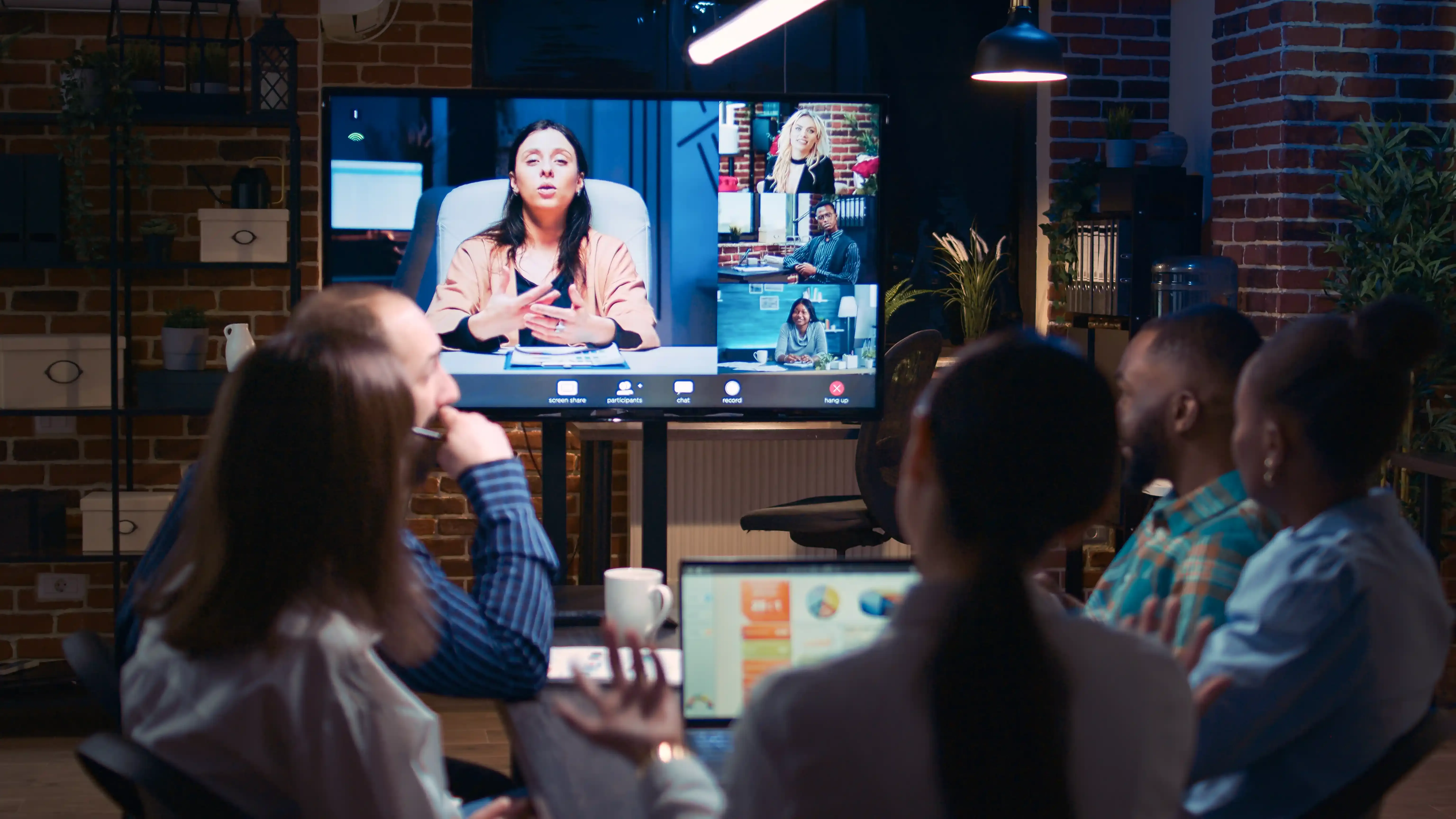 10 practical ways to use interactive video | Cinema8